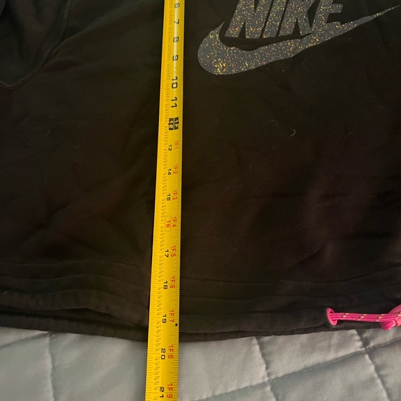 Nike oversized short sleeve women’s sweatshirt.  Womens 3XL - Picture 5 of 5